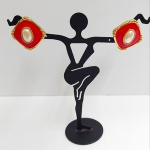 💙3/$12💙Vintage Red Gold Pearl Square Earrings